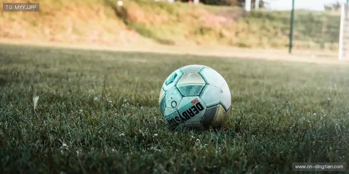 🎭广场舞狂欢!全民舞动,跳出活力与自信💃